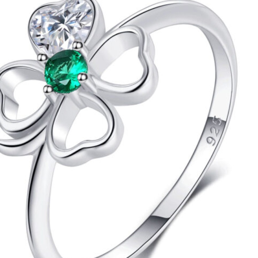 Solene Pearl Signet Ring
