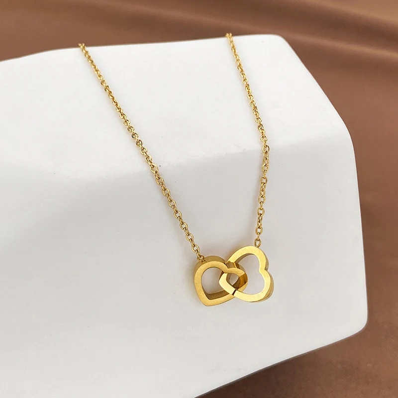 Romantic Women's Stainless Steel 18K Gold-Plated Double Heart Pendant Necklace Link Chain for Valentine's Day Party Gift